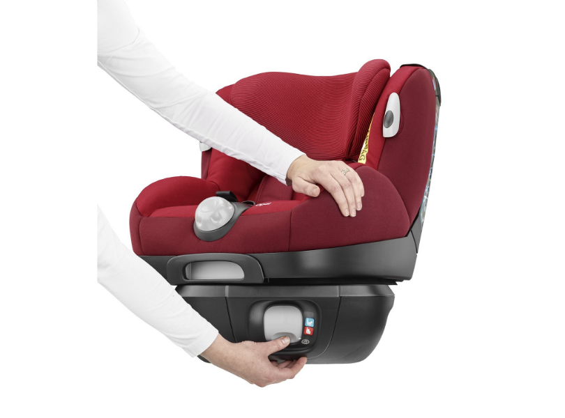 Maxi Cosi Red Car Seat - Image 4
